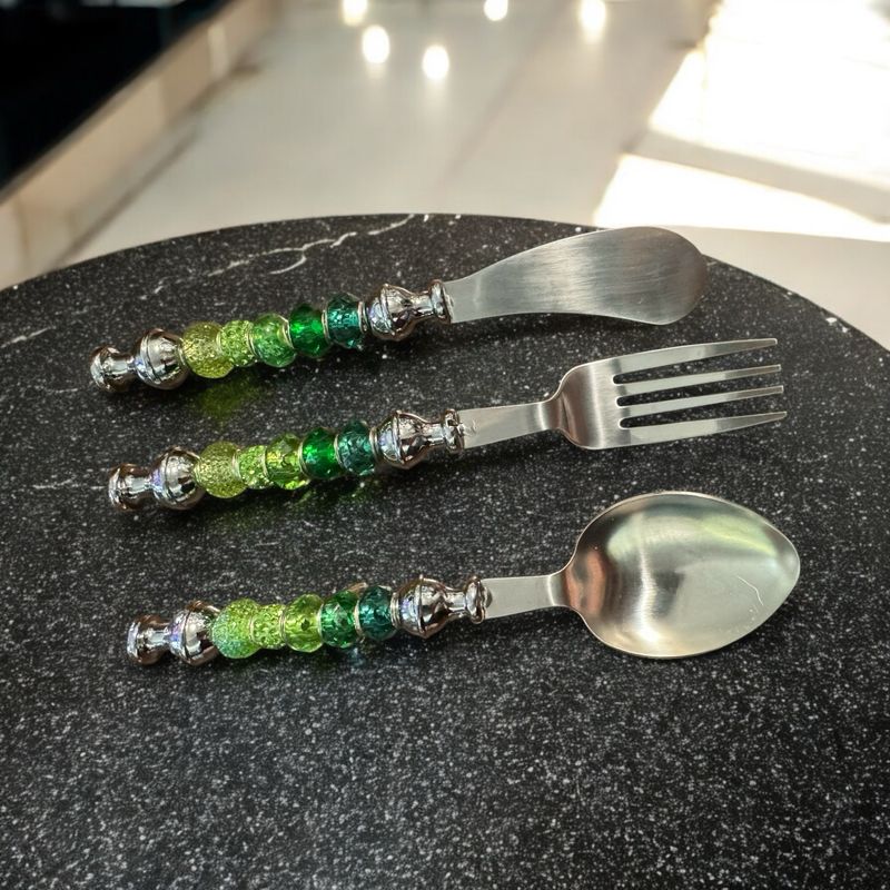 Beaded silverware set green