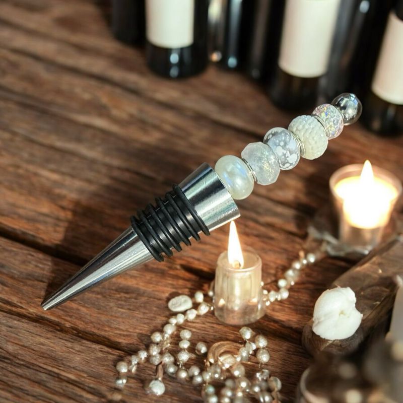Wine Stopper in White