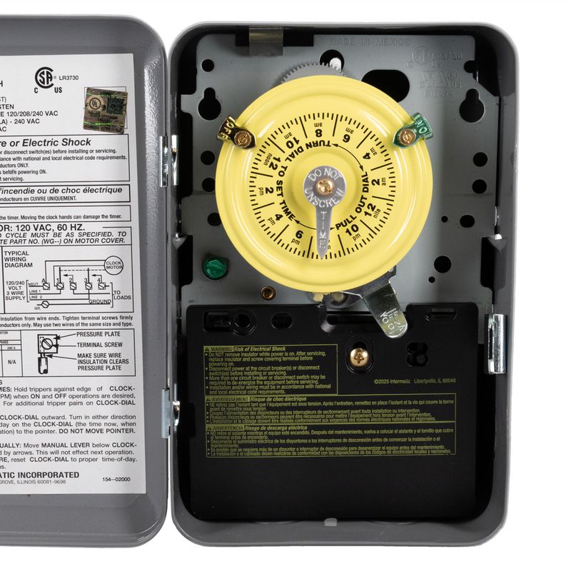 T105 — Temporizador mecánico de 24 horas, 120 VCA, 60 Hz, 1 NA/1 NC, SPDT, gabinete metálico para interior, intervalo de 1 hora