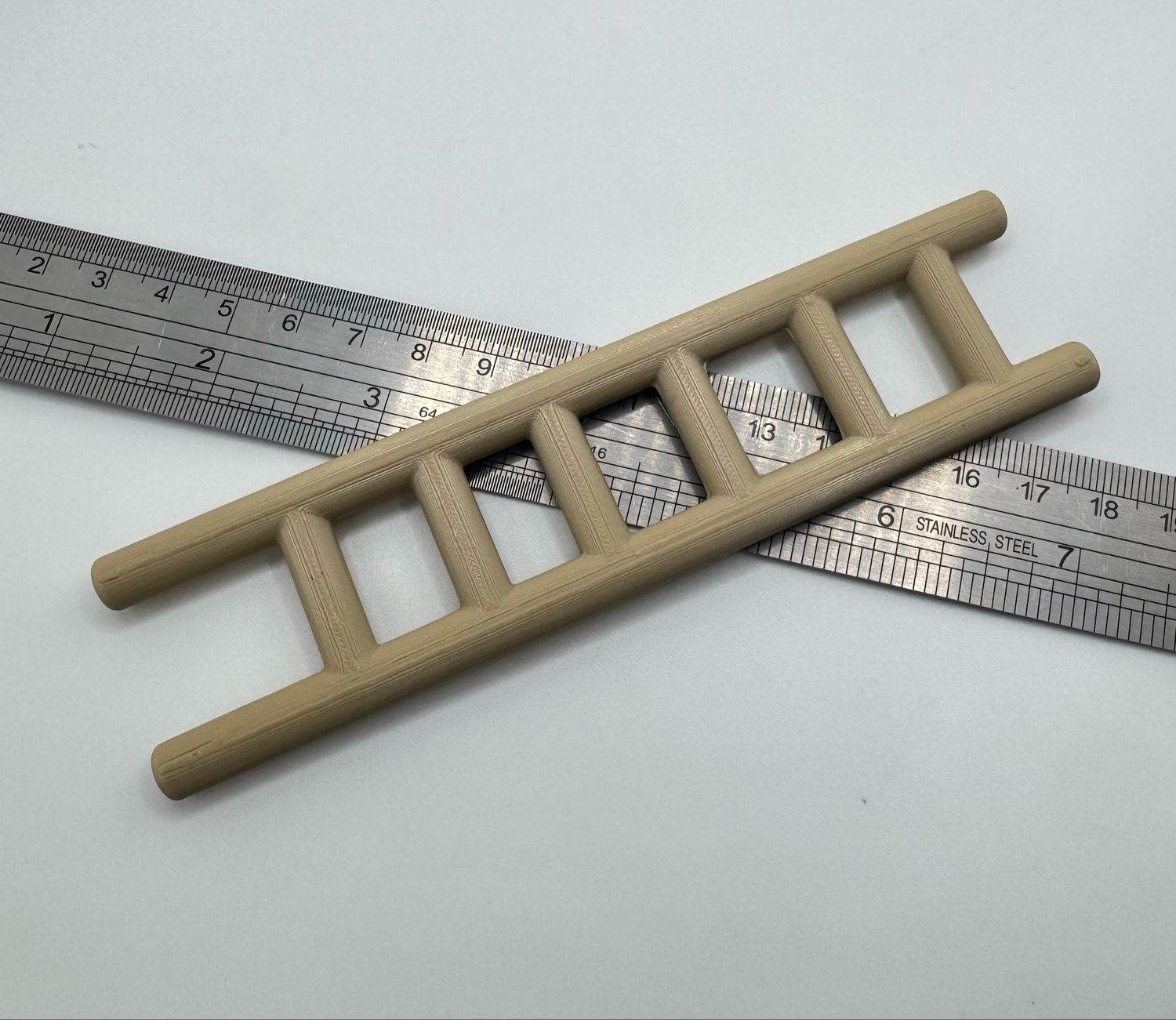 Round Ladder