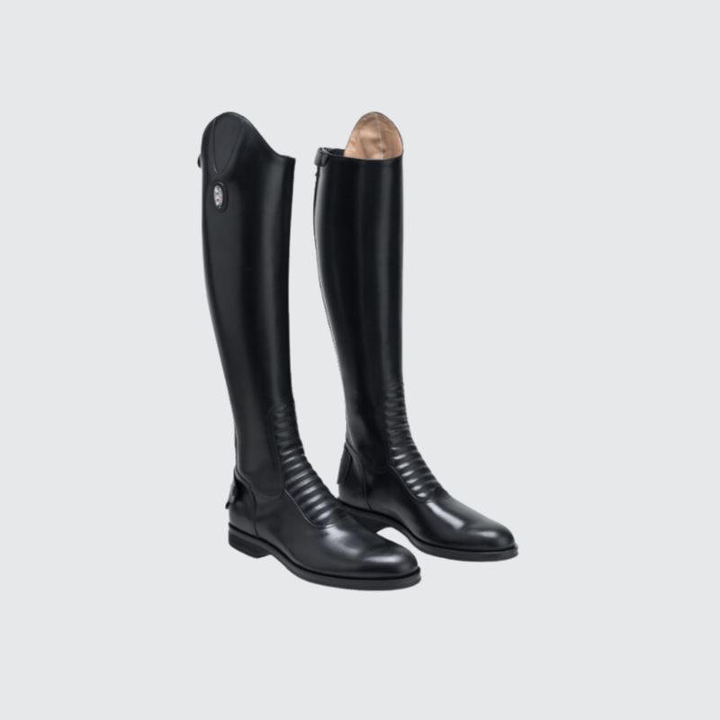 Zeus Black