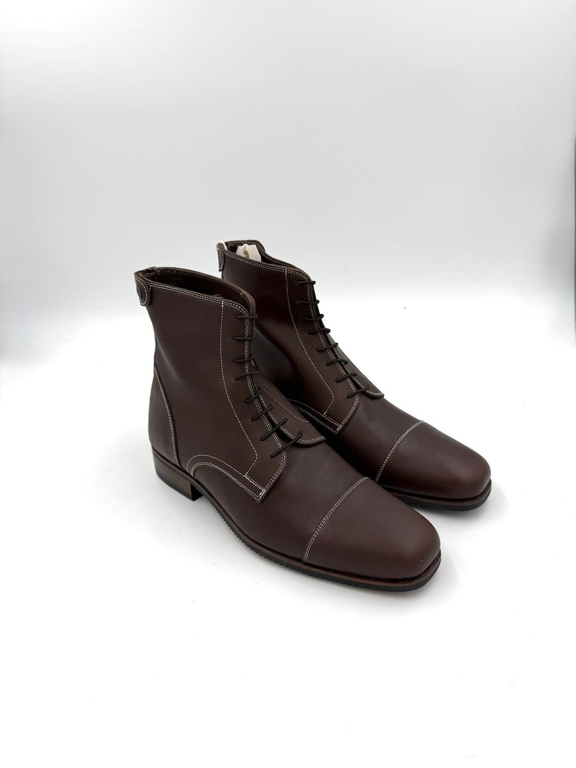 Ex demo custom 017 size 43 dark brown with white stich