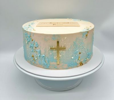 Naked Cake kirchliches Fest mit Kreuz Naked Cake kirchliches Fest mit Kreuz