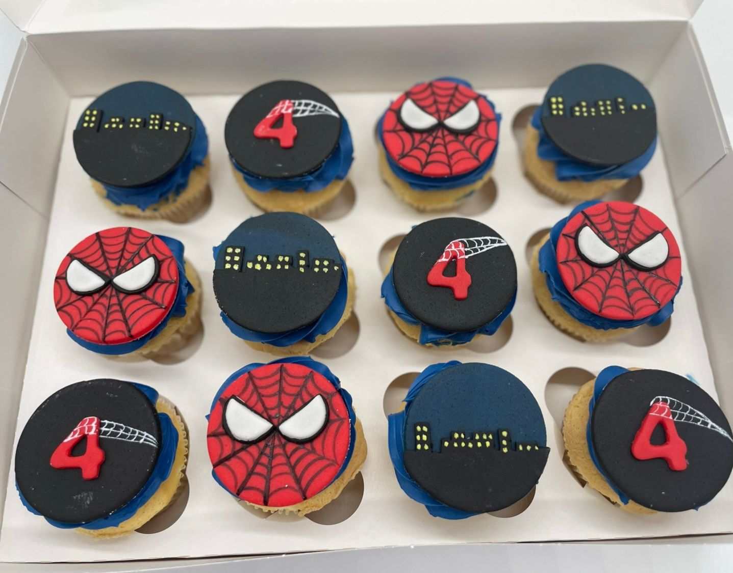 Cupcakes Spiderman