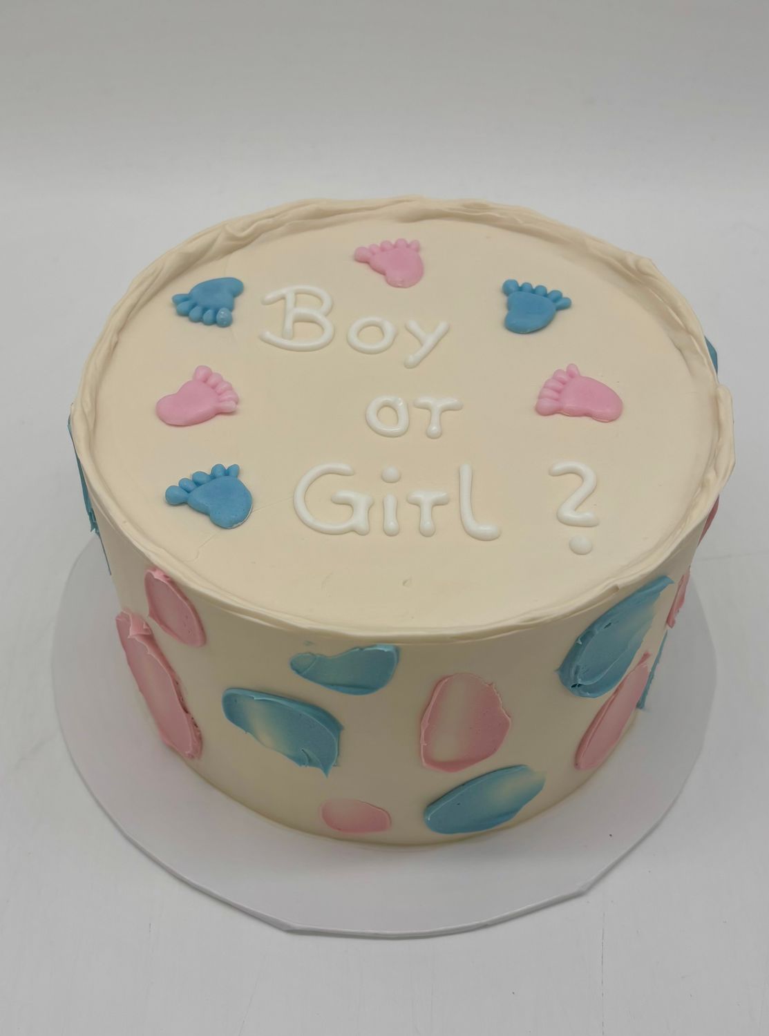 Gender Reveal Cake 2