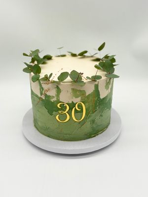 Naked Cake mit Eukalyptus