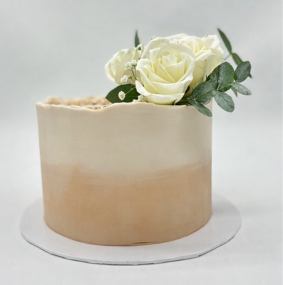 Torte Farbverlauf mit echten Blumen