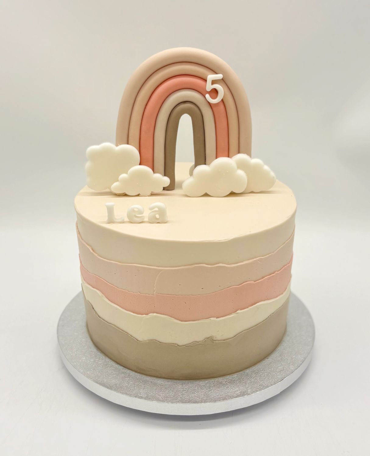 Torte Regenbogen pastell
