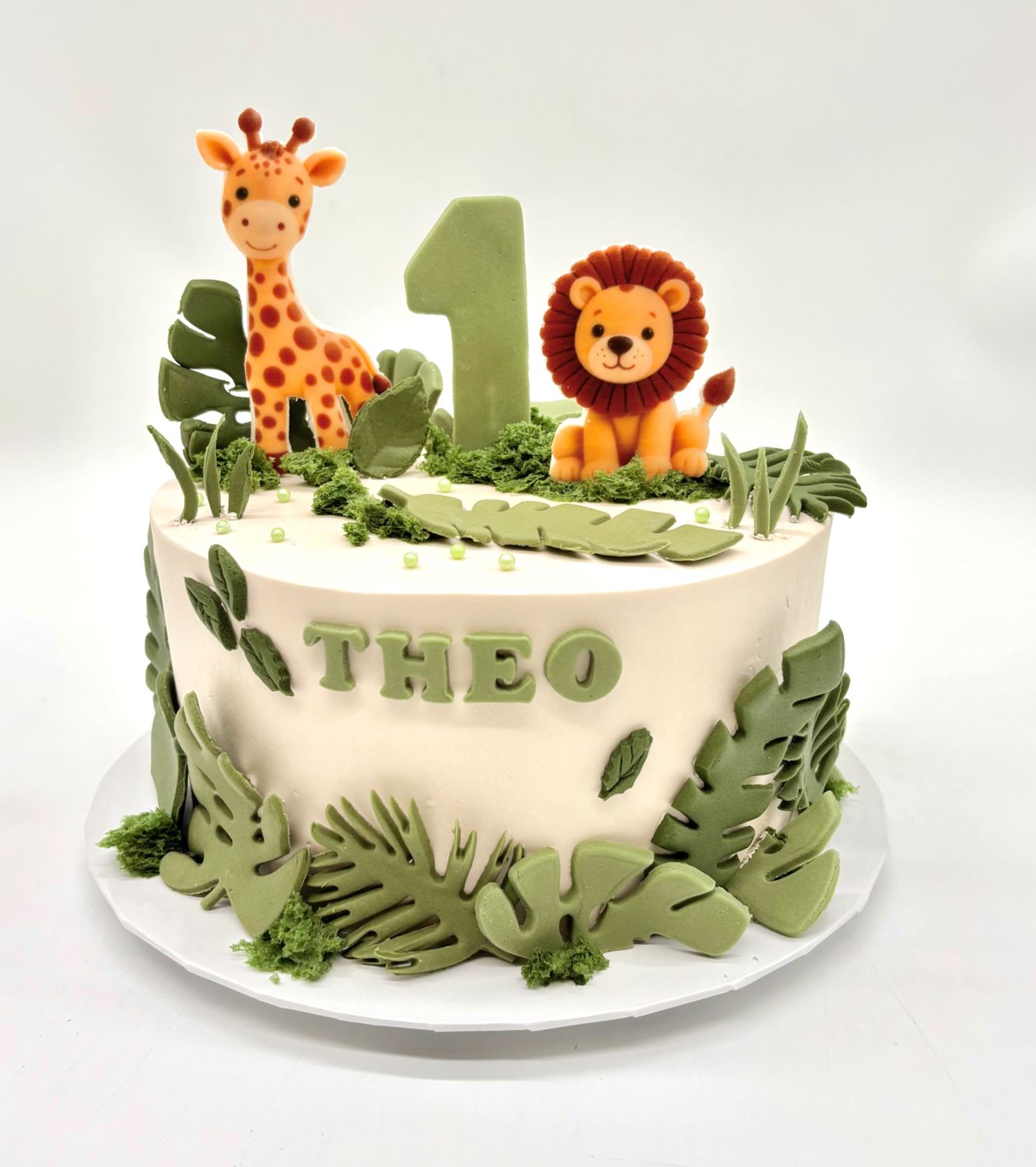 Torte Löwe und Giraffe mit essbaren Drucken