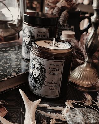 Hexenstein ✷ Duftkerze im Glas 180 ml