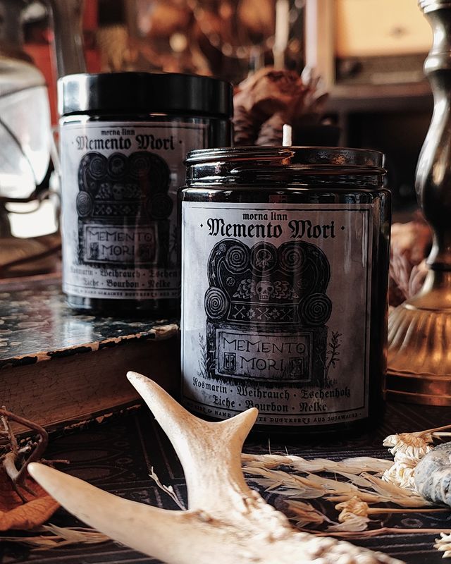 Memento Mori ✷ Duftkerze im Glas 180 ml