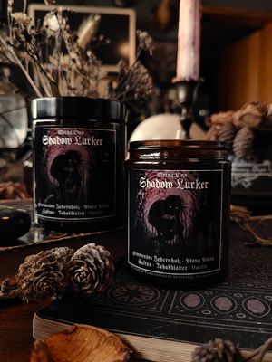 Shadow Lurker ✷ Duftkerze im Glas 180 ml