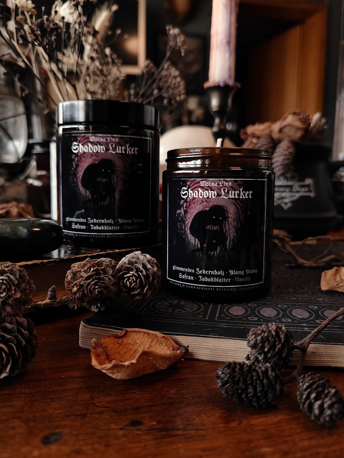 Shadow Lurker ✷ Duftkerze im Glas 180 ml