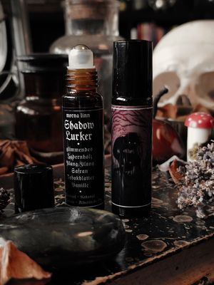 Shadow Lurker · 10ml Roll On Parfüm Öl