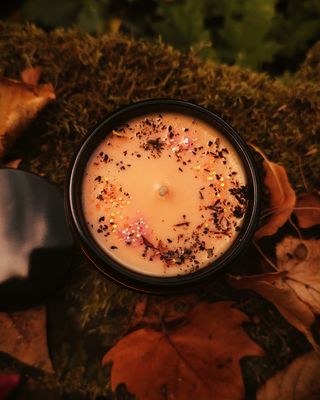 Herbstlaub Krähe ✷ Duftkerze im Glas 250 ml