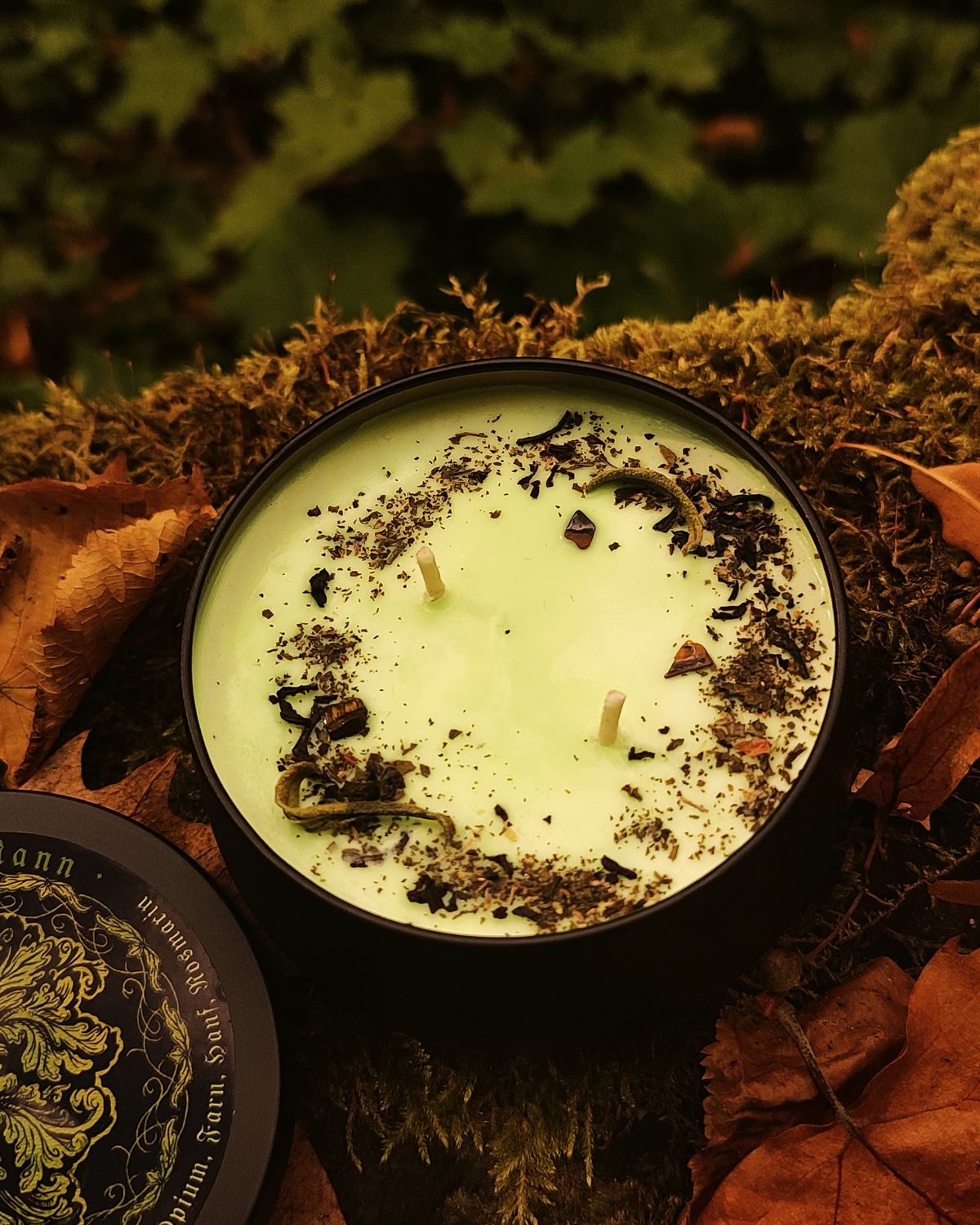 Grüner Mann ✷ Duftkerze im Glas 235 ml