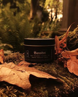 Banshee ✷ Duftkerze im Glas 135 ml