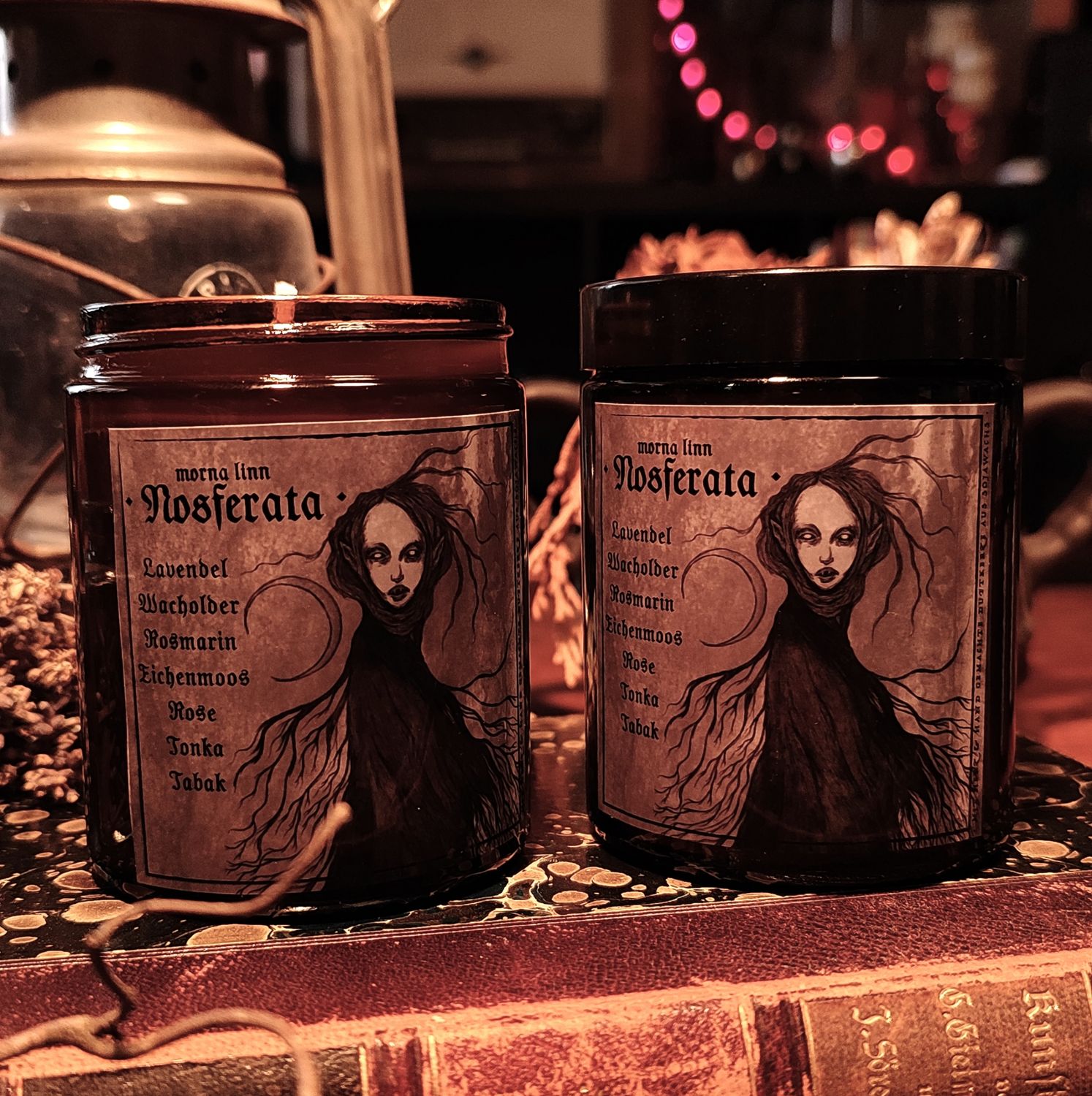 Nosferata ✷ Duftkerze im Glas 180 ml