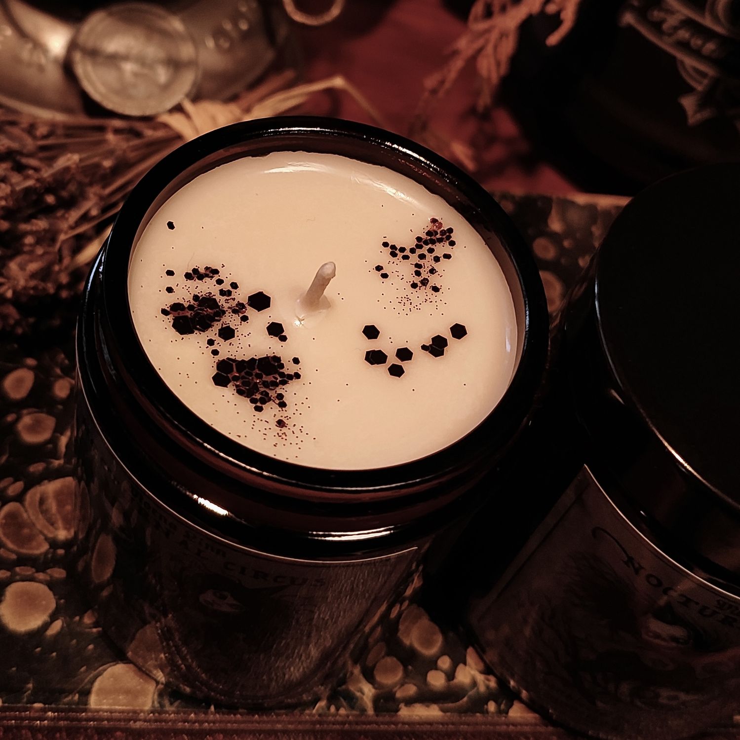 Nocturnal Circus ✷ Duftkerze im Glas 180 ml