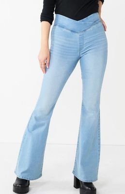 Juniors&#39; SO® Low Rise Pull-On Flare size 13/ 31W