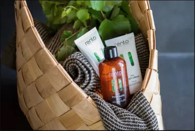 Rento Set de regalo Baño de Pies, Exfoliante de Pies y Crema de Pies