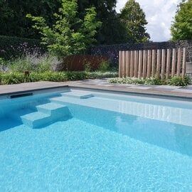 Cómo preparar la piscina para el verano: guía paso a paso