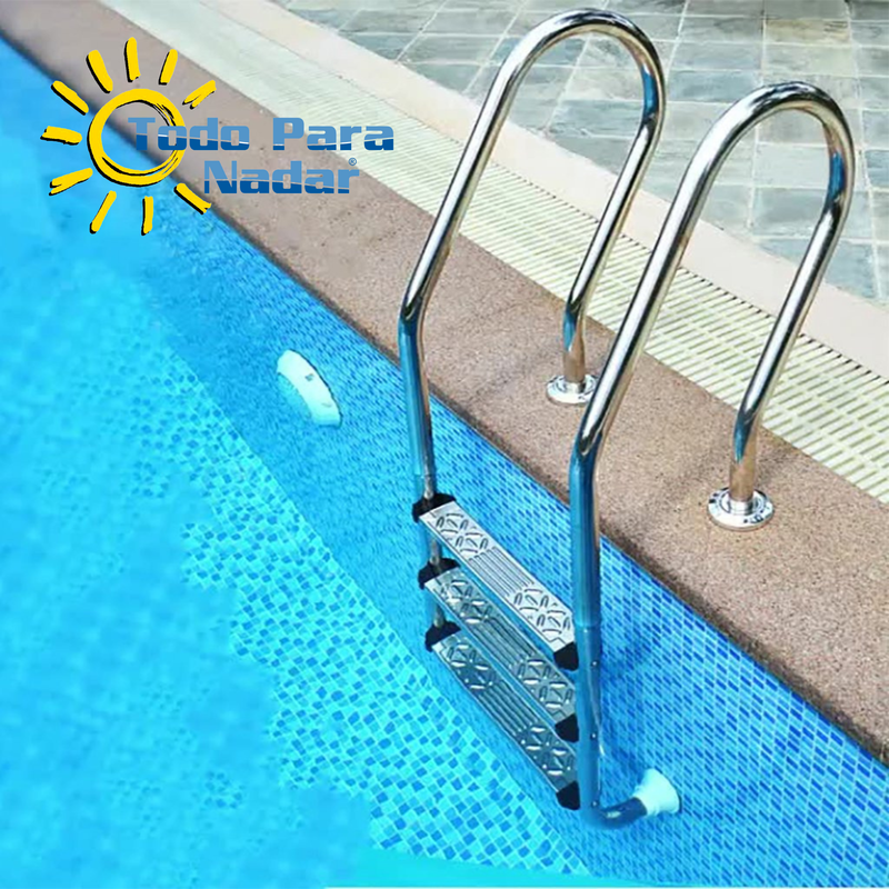 Los mejores tipos de escaleras para piscina: ¿cuál es la ideal para ti?