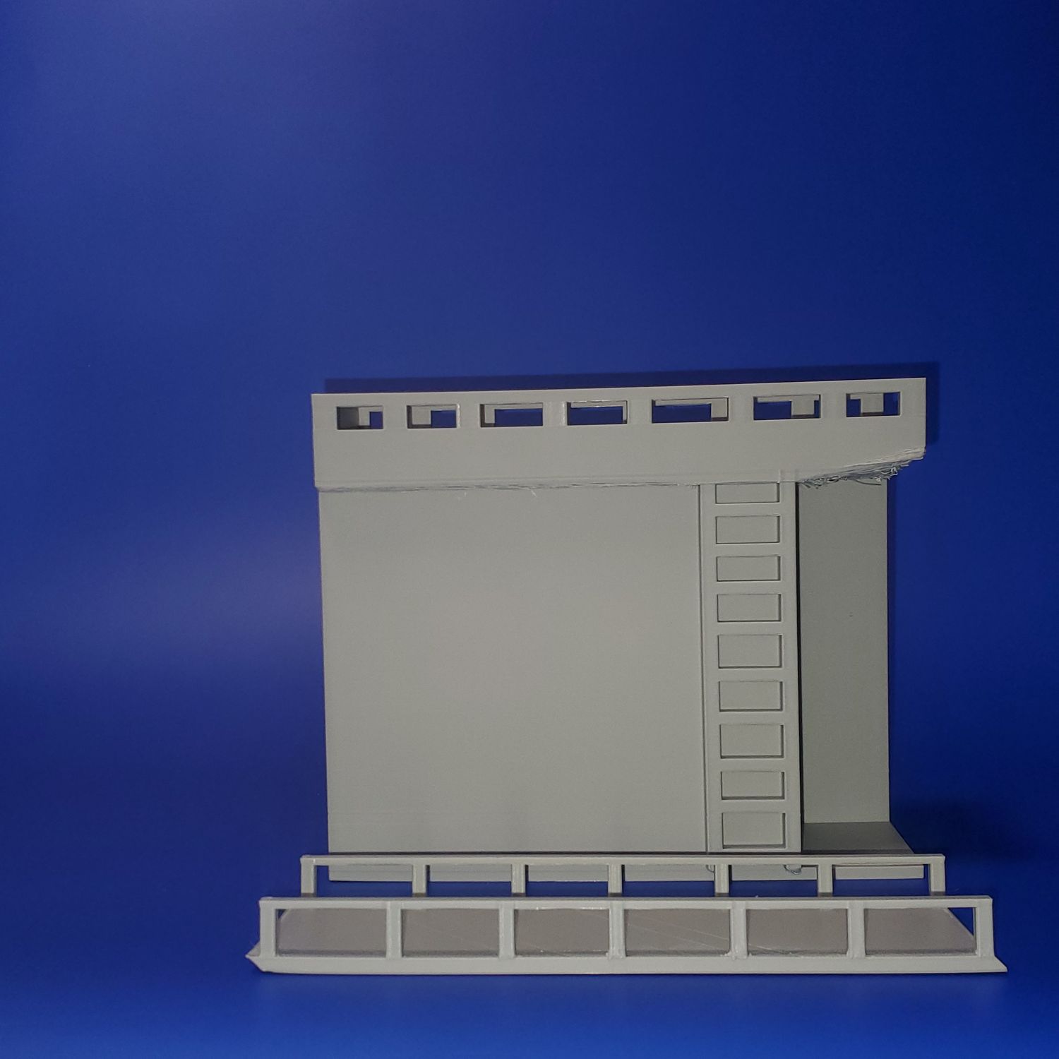 Giant Wall 4
