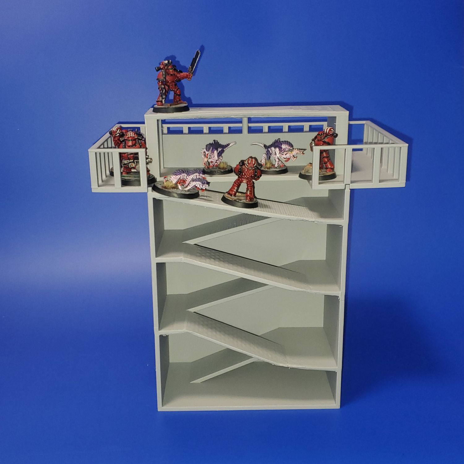 Watch Tower/Sniper Tower no bevel at the bottom