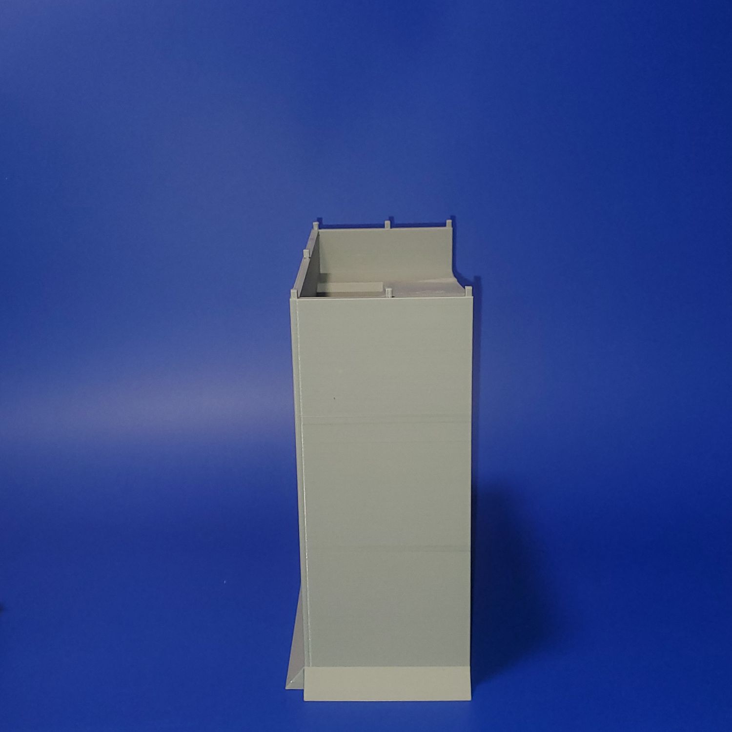 Watch Tower/Sniper Tower with bevel at the bottom