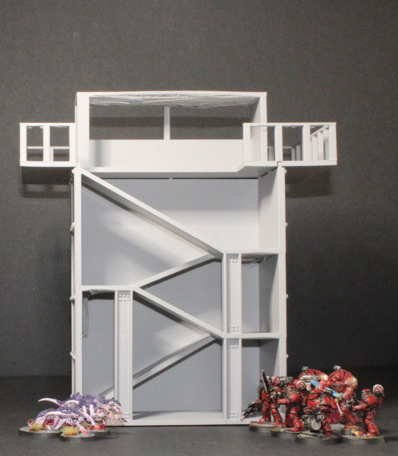 Watch Tower/Sniper Tower with bevel at the bottom/With Roof