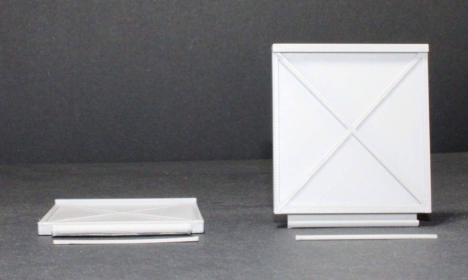 Medium Shipping Container X-1 Extra Doors