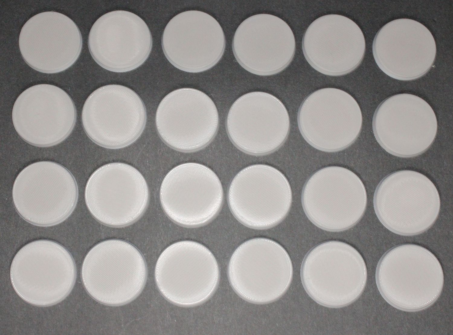 40 Millimeter Round Base 24 Count