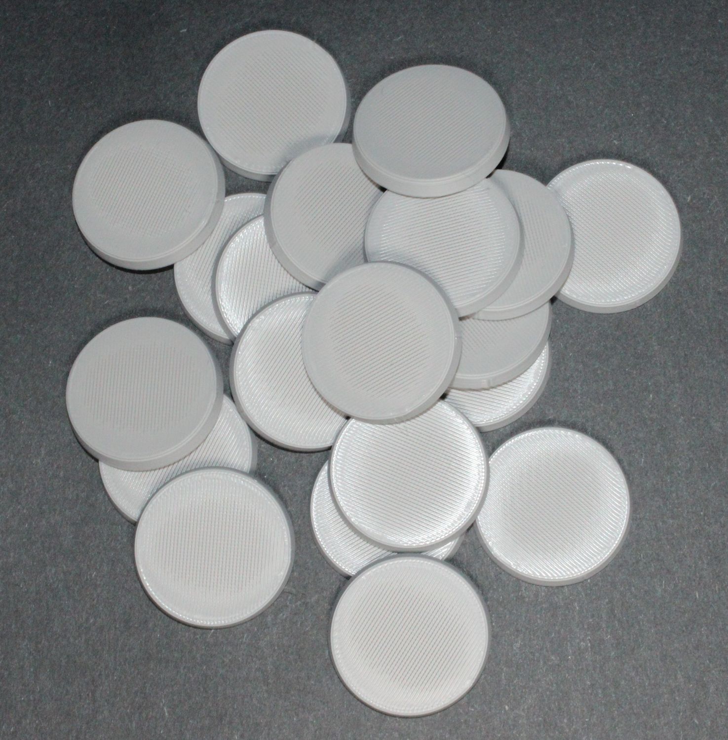 35 Millimeter Round Base 20 Count