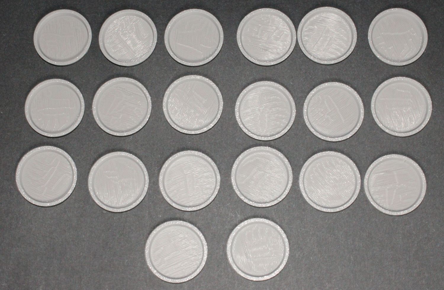 35 Millimeter Round Base 20 Count