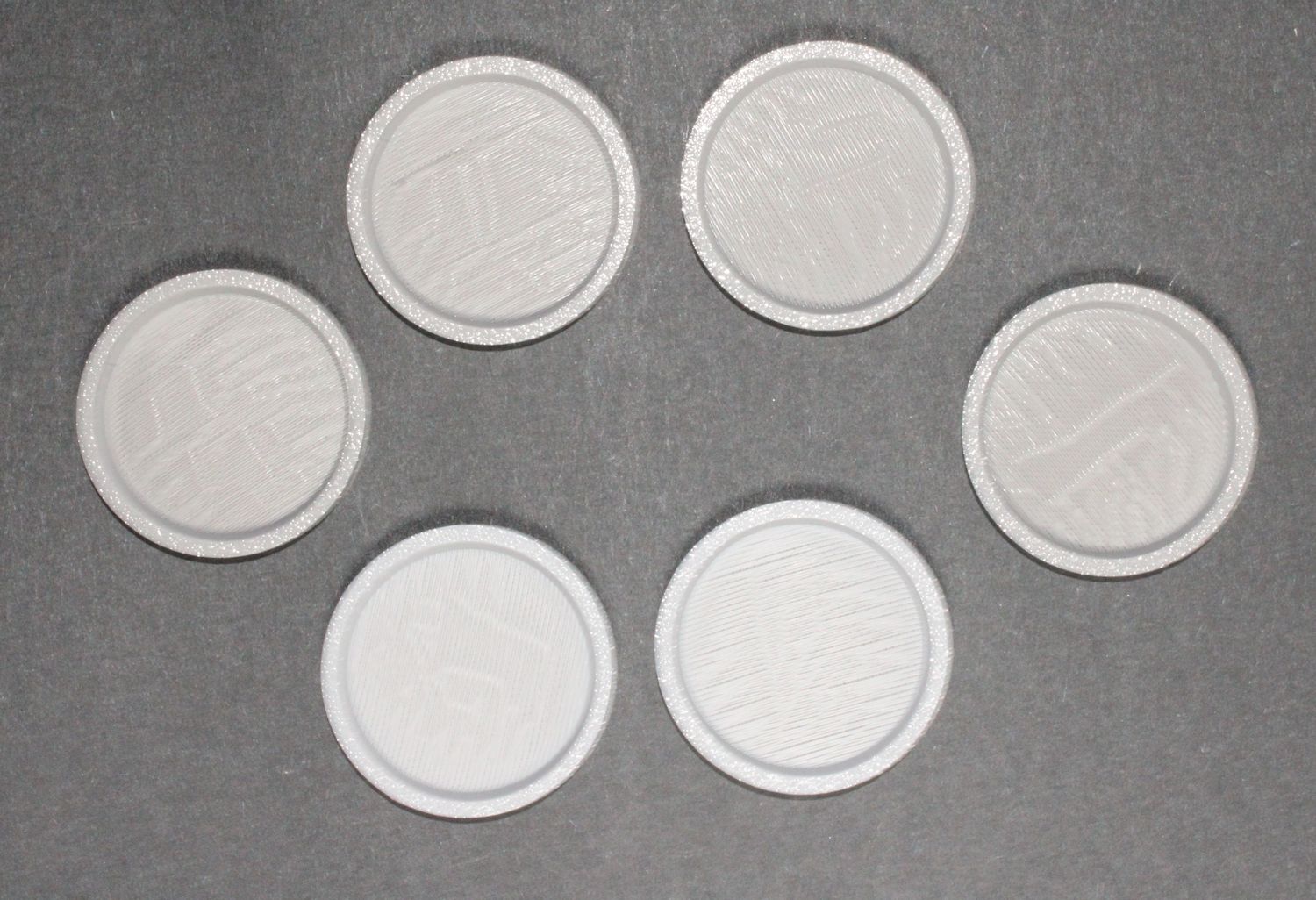 40 Millimeter Round Base 6 Count