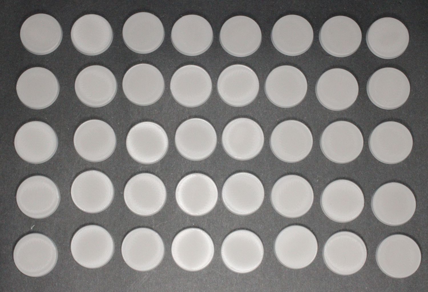 35 Millimeter Round Base 40 Count