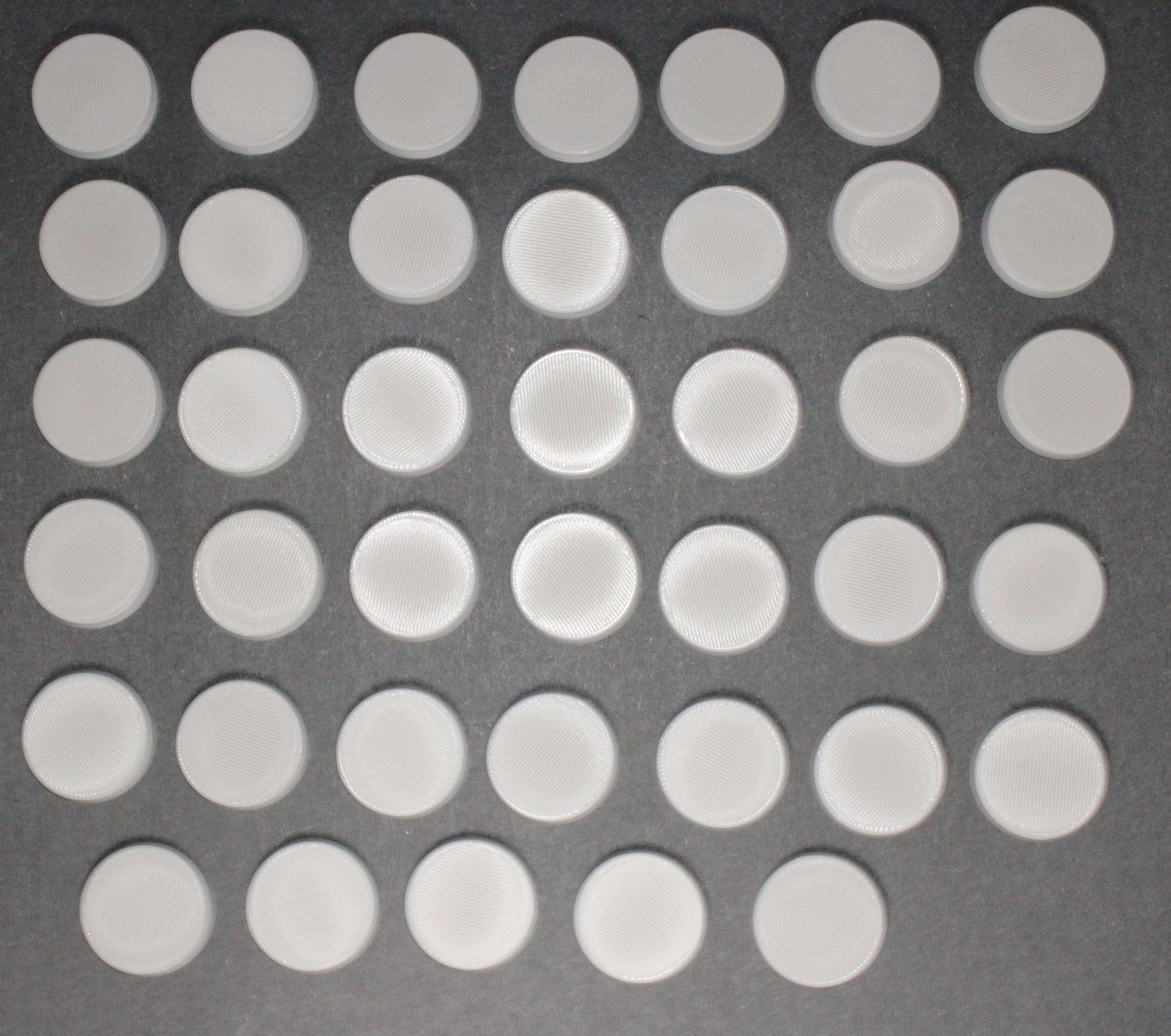 29 Millimeter Round Base 40 Count