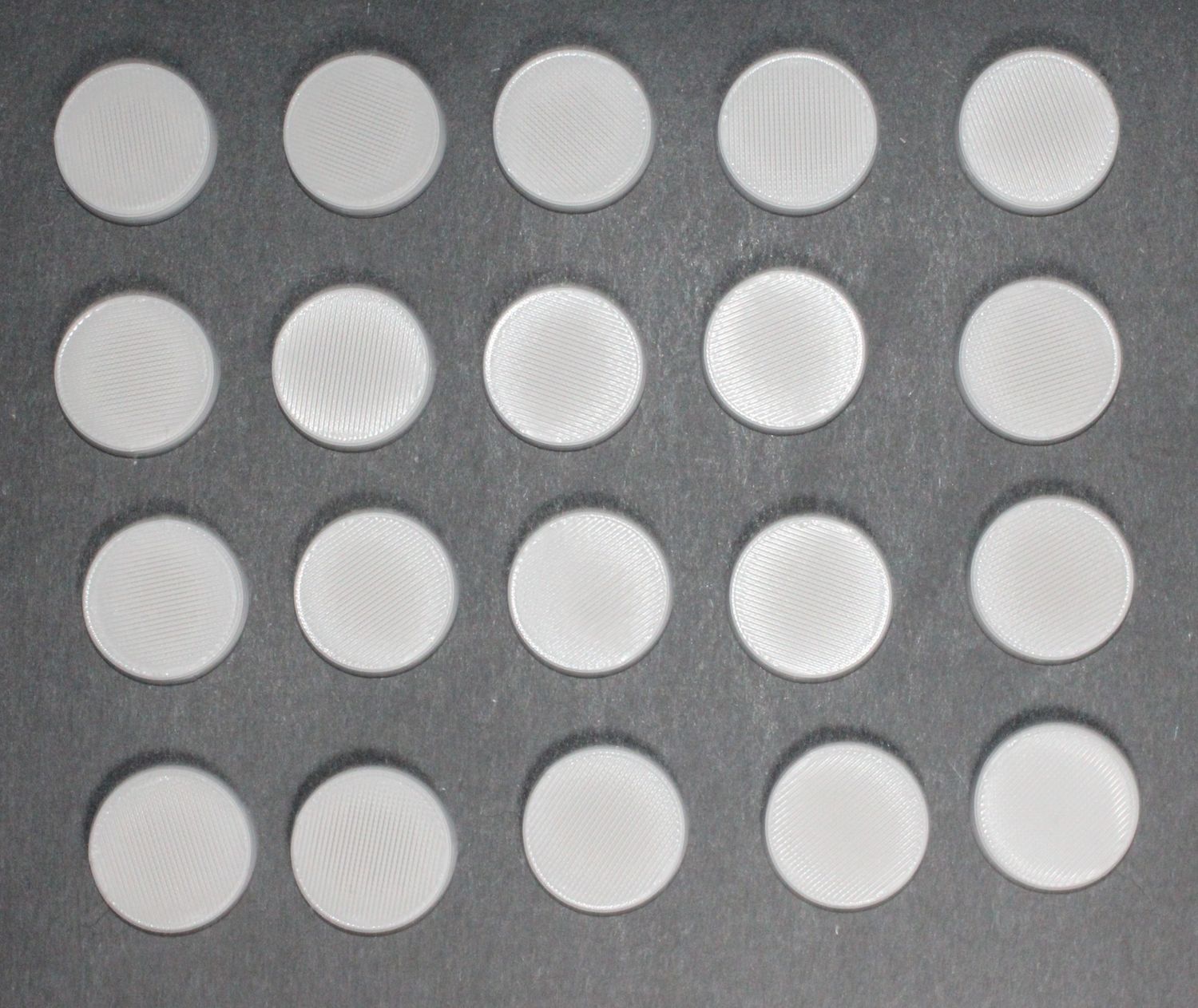 25 Millimeter Round Base 20 Count