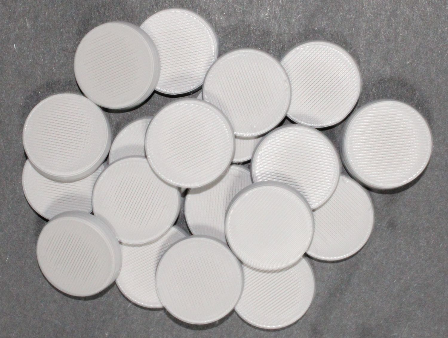 25 Millimeter Round Base 20 Count