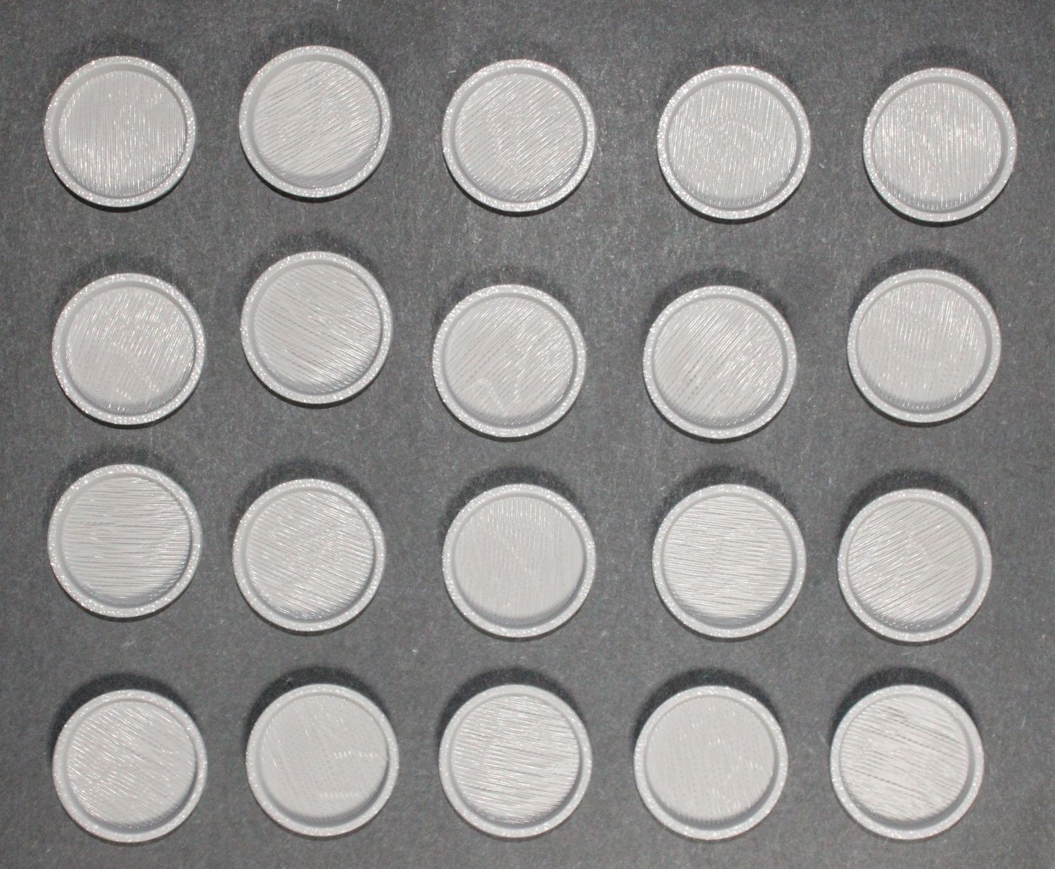 25 Millimeter Round Base 20 Count