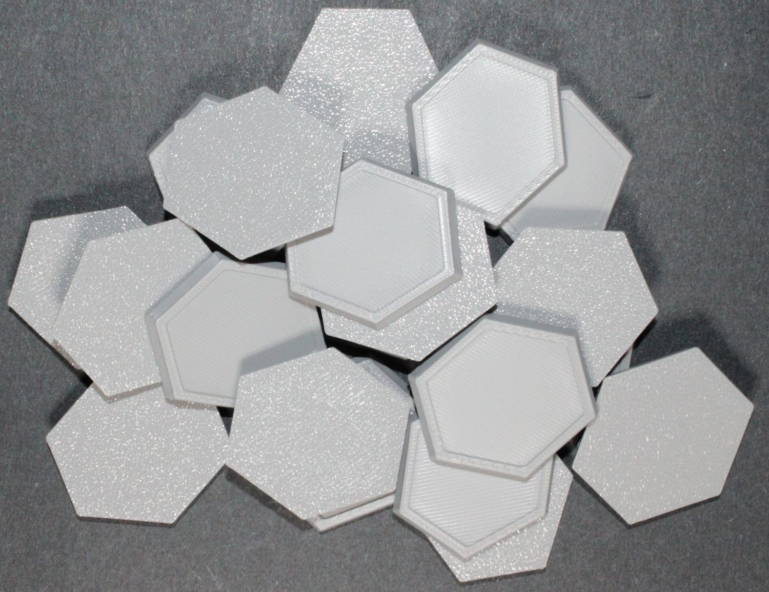 35 Millimeter Hex Base 20 Count
