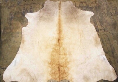 COW HIDE RUG NATURAL BROWN OR BLACK SOLID OR WITH WHITE ASSORTED #1 A QUALITY 48ft2 AVERAGE 12054