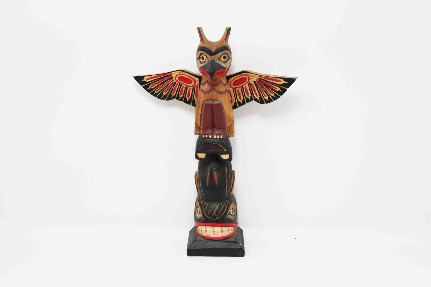 NORTHWEST INDIAN STYLE TOTEM POLE WITH EAGLE ON TOP 2247