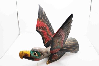 NORTHWEST INDIAN STYLE EAGLE STATUE. HAND CARVED AND PAINTED ALBESIA WOOD. 20092