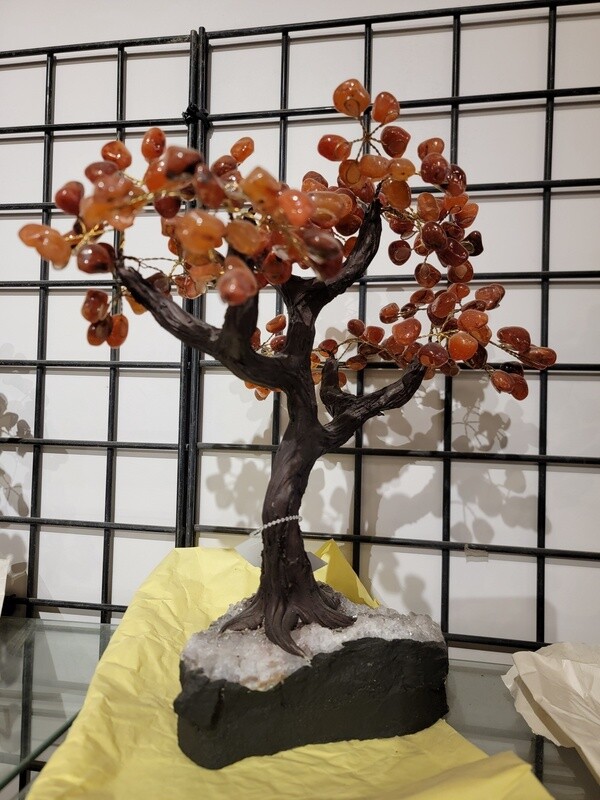 GEMSTONE BONSAI TREE WITH AMETHYST DRUZE BASE AND 36 BRANCHES WITH TUMBLED STONE LEAVES 14553