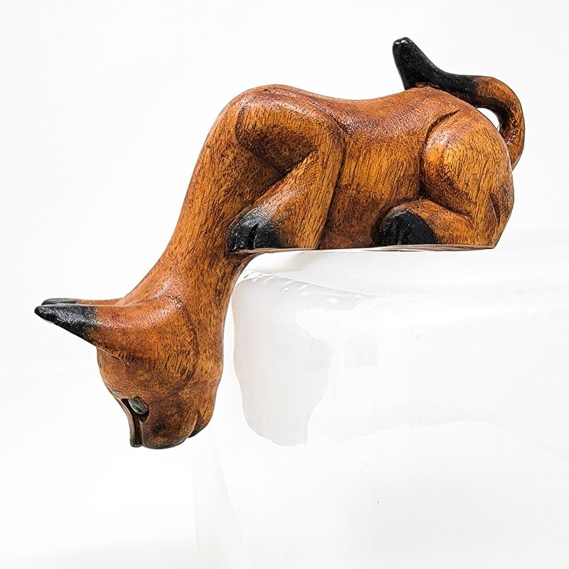 CAT STATUE LOOKING 1264