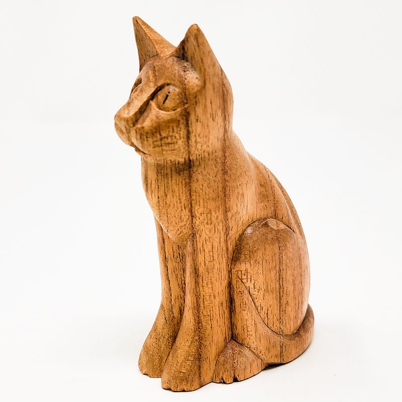 CAT SITTING STATUE 2107