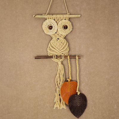 OWL CROCHET WALL HANGING 2315