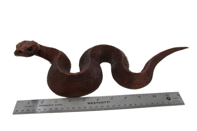SNAKE HAND CARVED LONG 6590
